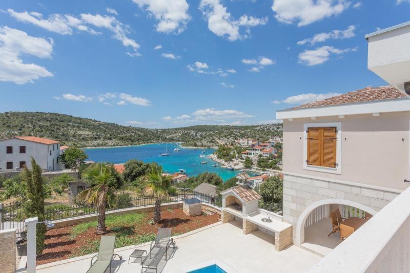 Villa Elena Sevid Kültér fotó