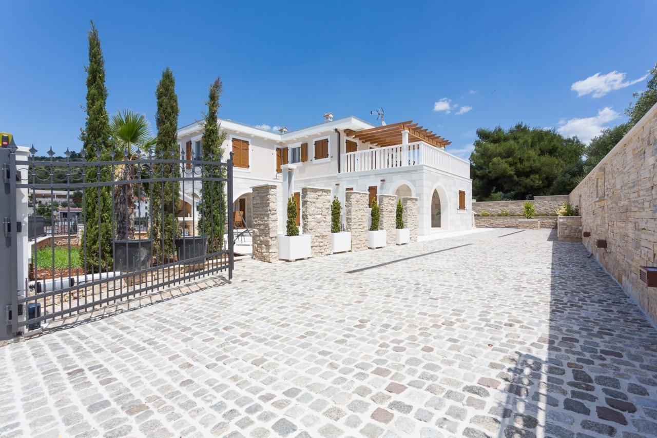 Villa Elena Sevid Kültér fotó