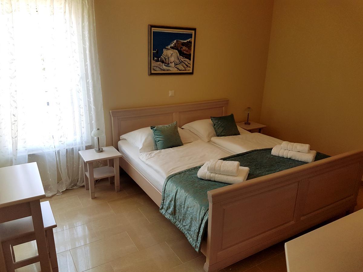 Villa Elena Sevid Kültér fotó